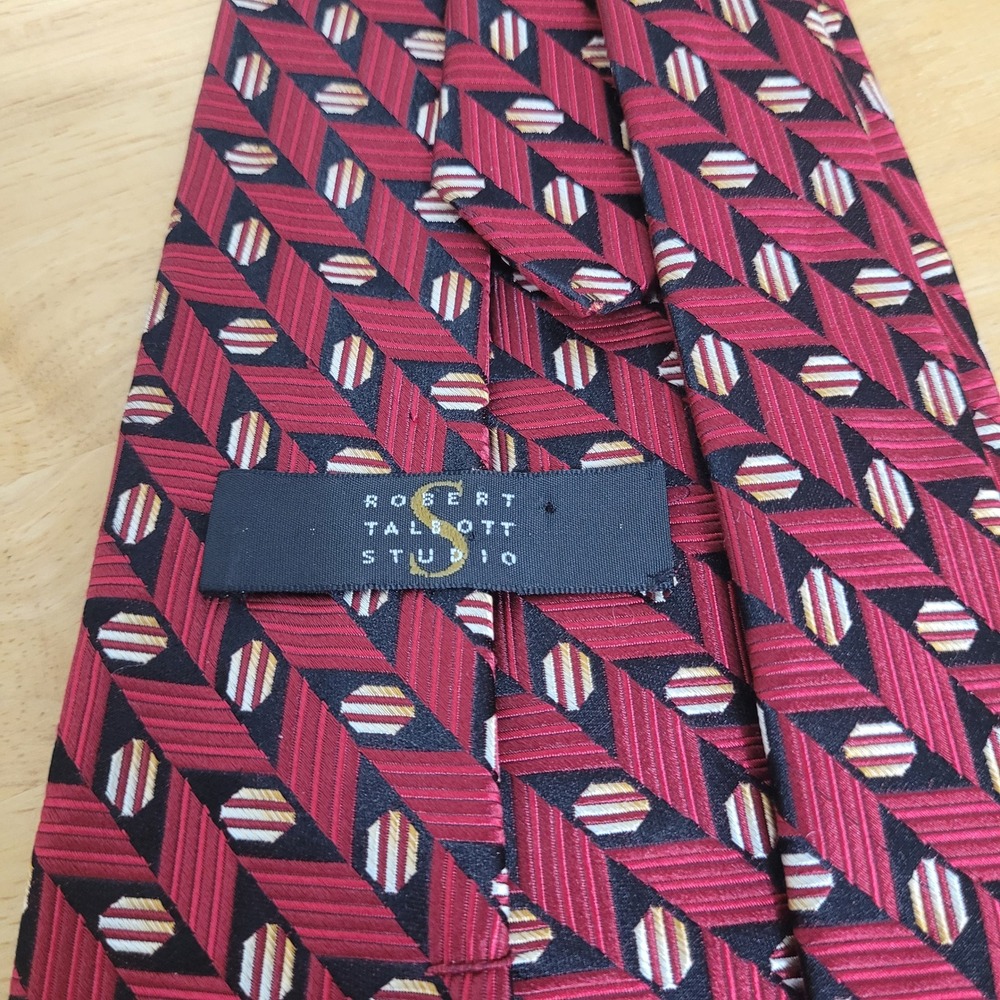 Robert Talbott Studio Silk Tie Red Geometric Chevron Hand Sewn USA Mens Necktie - Picture 7 of 8